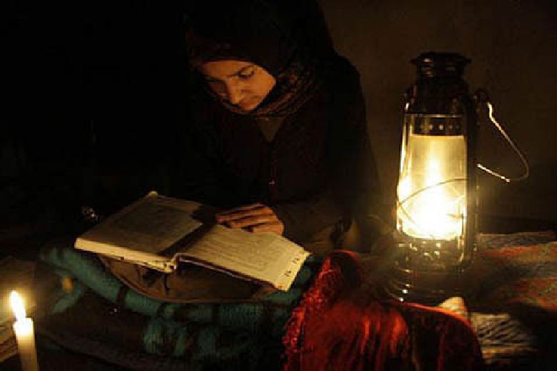 Kashmir Braces For two-2.5 Hour Extra Energy Curtailment – Kashmir Reader